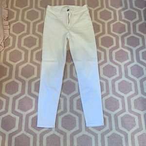 White Skinny Jeans from American Eagle: worn a few times: size 8